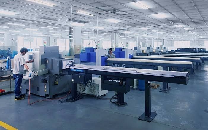Swiss CNC Machines: Tips to Improve Precision and Production Efficiency