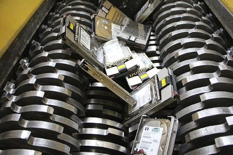 Electronic Waste Shredders: From Scrap to Recyclable Materials