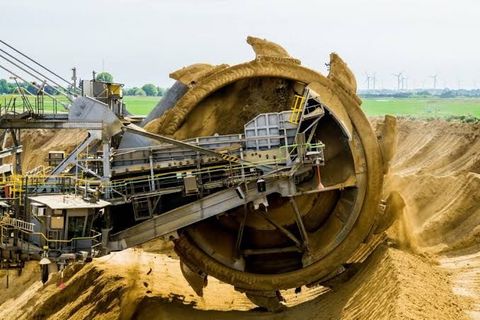 What Is Mining Process Automation and How Does It Work?